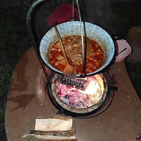 Vila Patyo Vendeghaz Orosháza