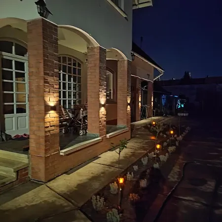 Patyo Vendeghaz * Orosháza